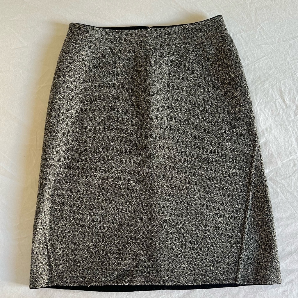 Brooks Brothers Wool Blend Speckled Grey Pencil Skirt Size 4.